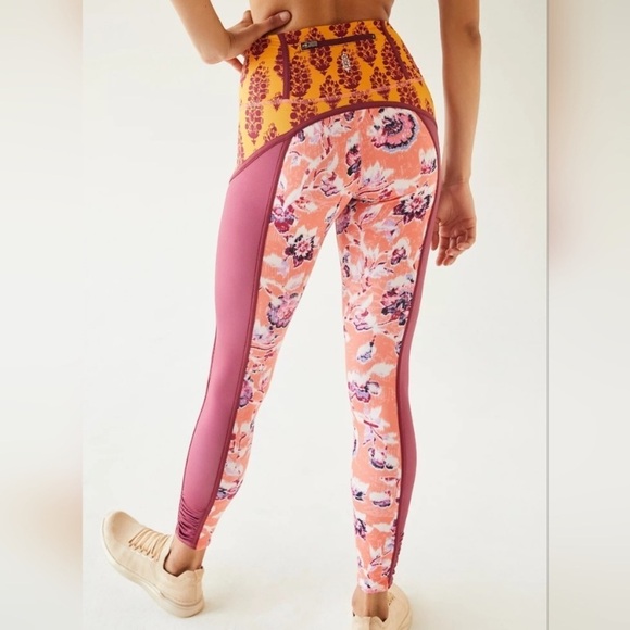 New! Free People FP Movement you’re a peach y2k combo Leggings 16045 - Picture 3 of 16